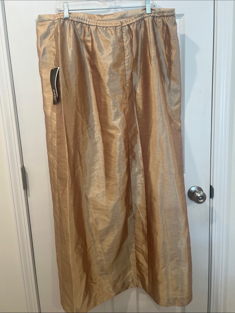 Adrianna Papell Two-Piece Sequined Blouse & Gold Skirt Set Silk 22W NWT - Picture 4 of 14
